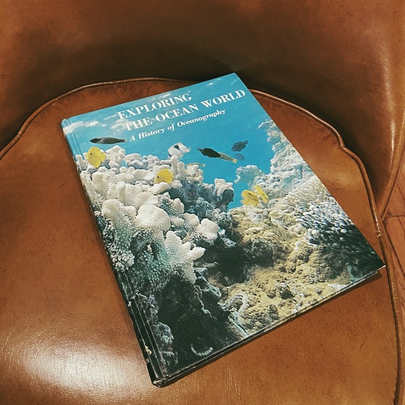 Vintage 1969 Oceanography History Book - Picture 2 of 9